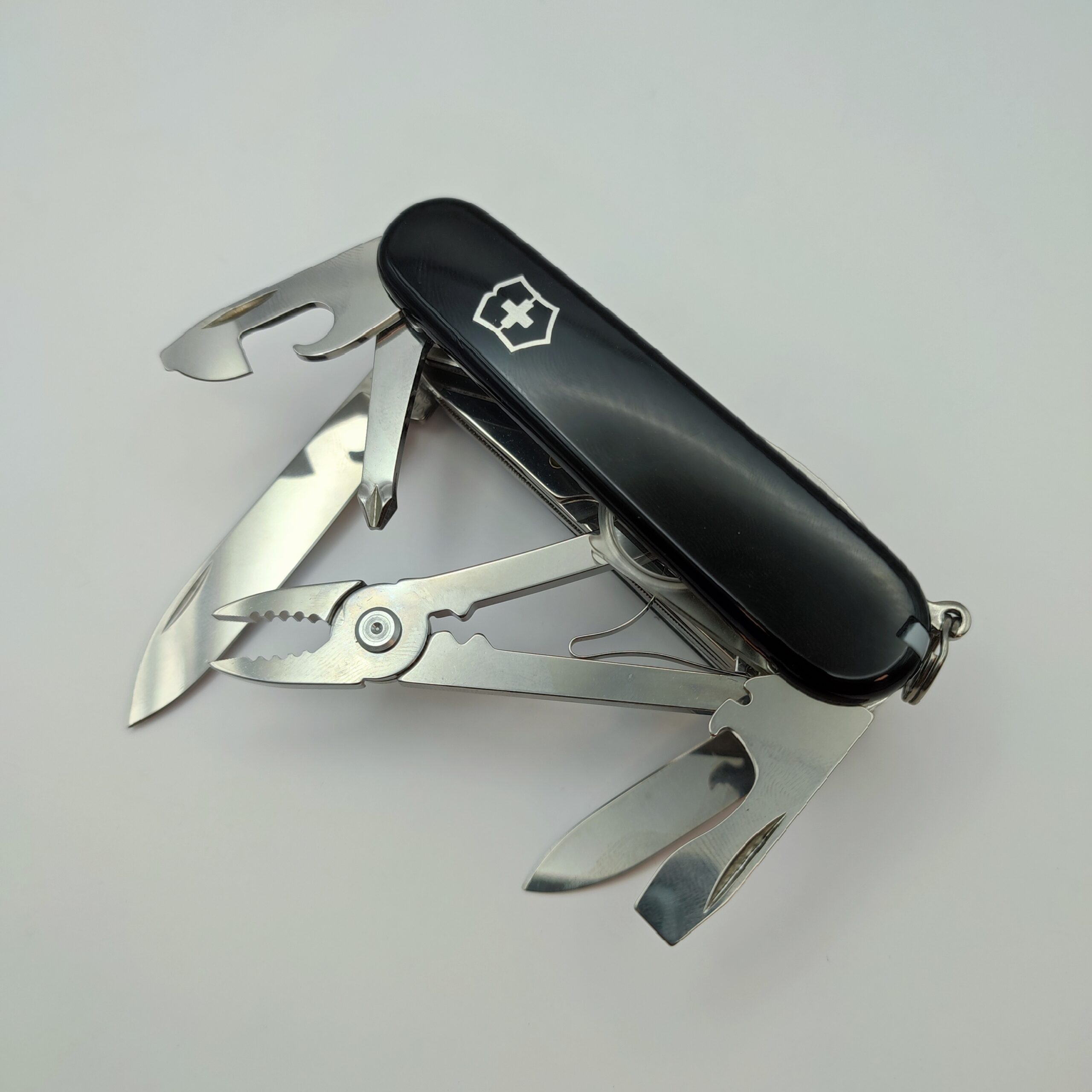 Couteau Suisse Victorinox Swisschamp Noir