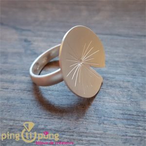 Bague Nénuphar en argent 925 brossé de KELIM Design