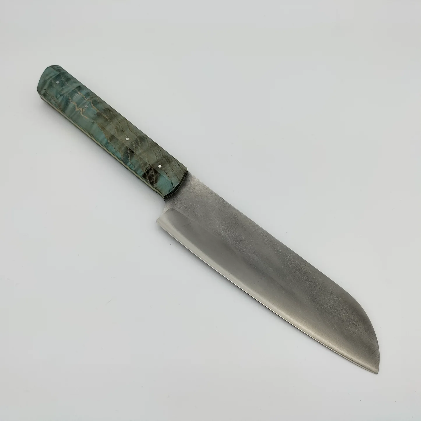 Couteau de cuisine artisanal Santoku par JT Forge en érable – Image 2