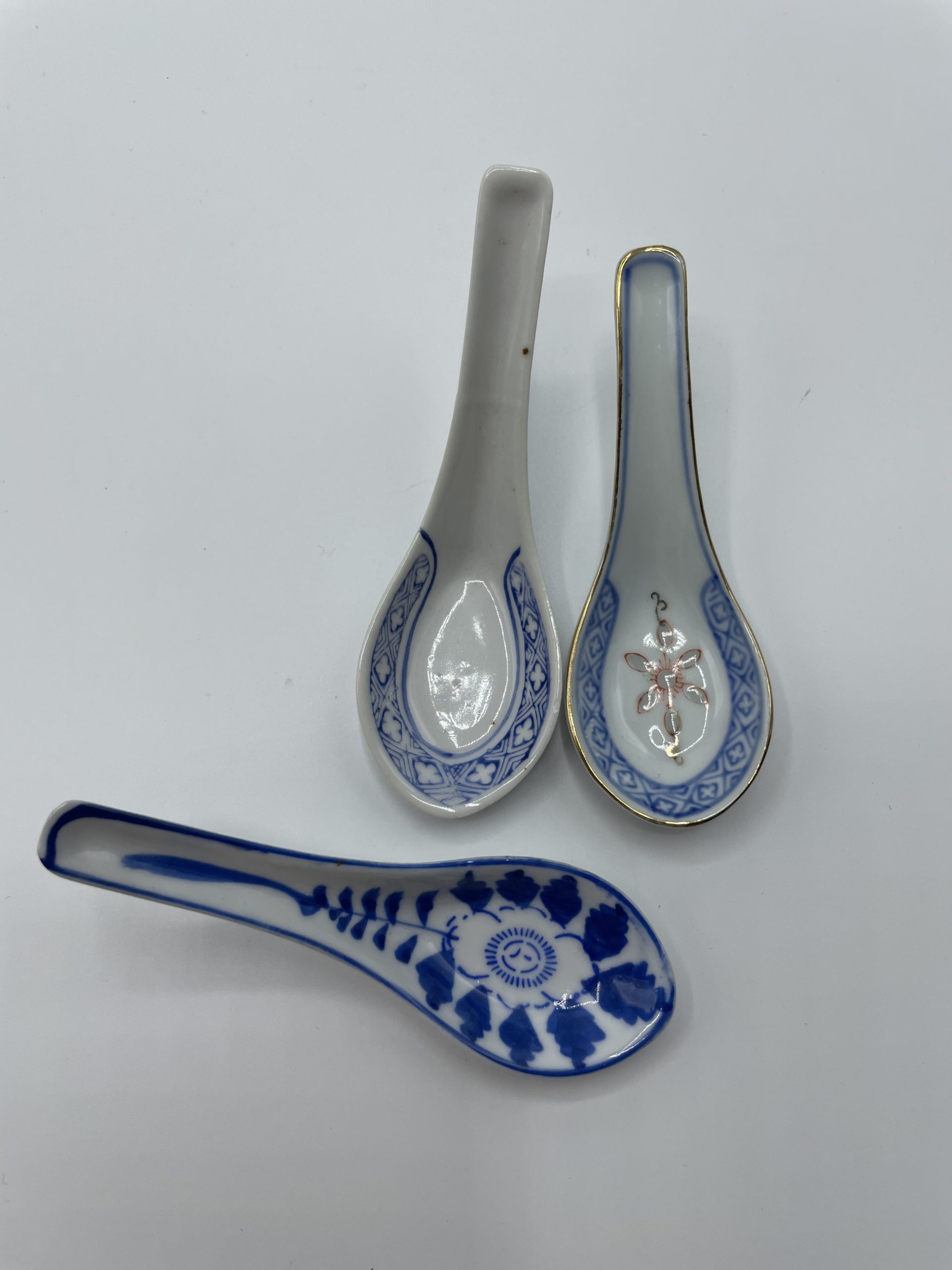 Lot de 3 cuillères à soupe chinoise bleues