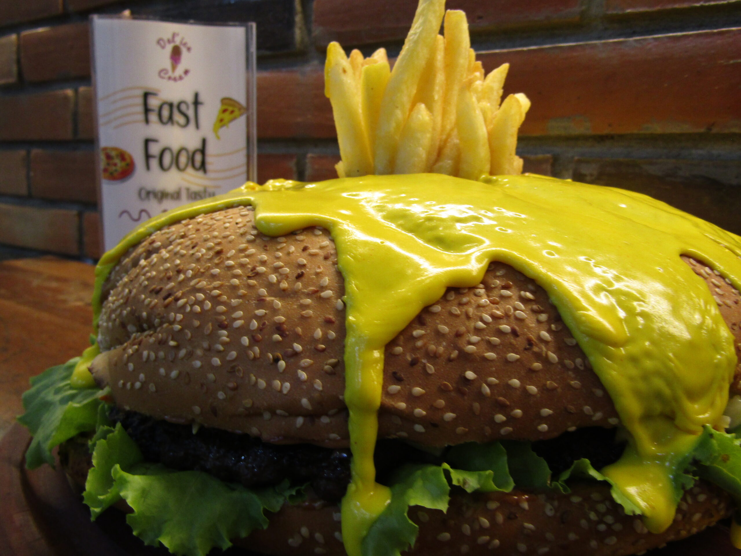 Rasta Gigaburger – Image 2