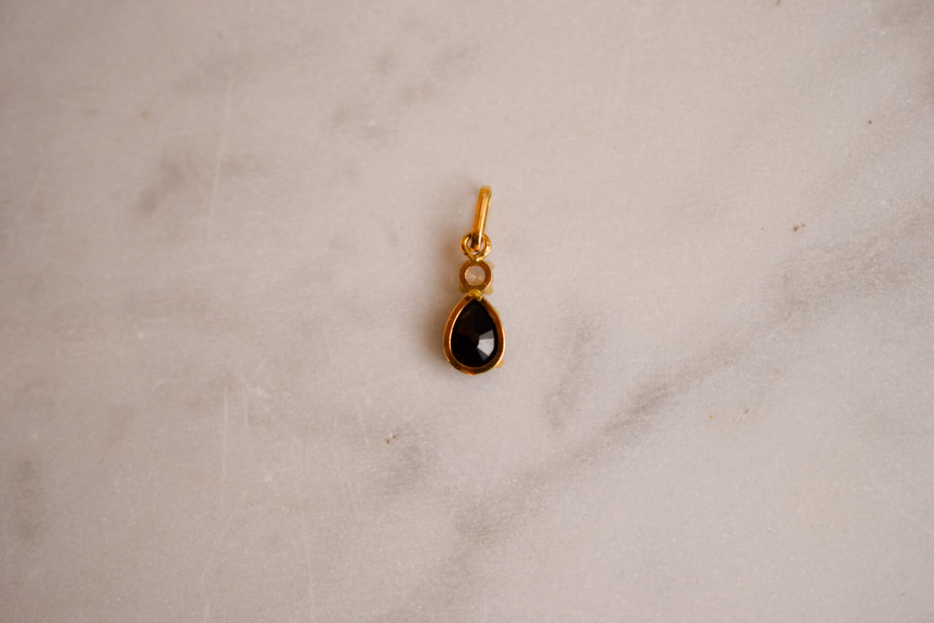 Pendentif goutte Saphir et Diamant – Image 3