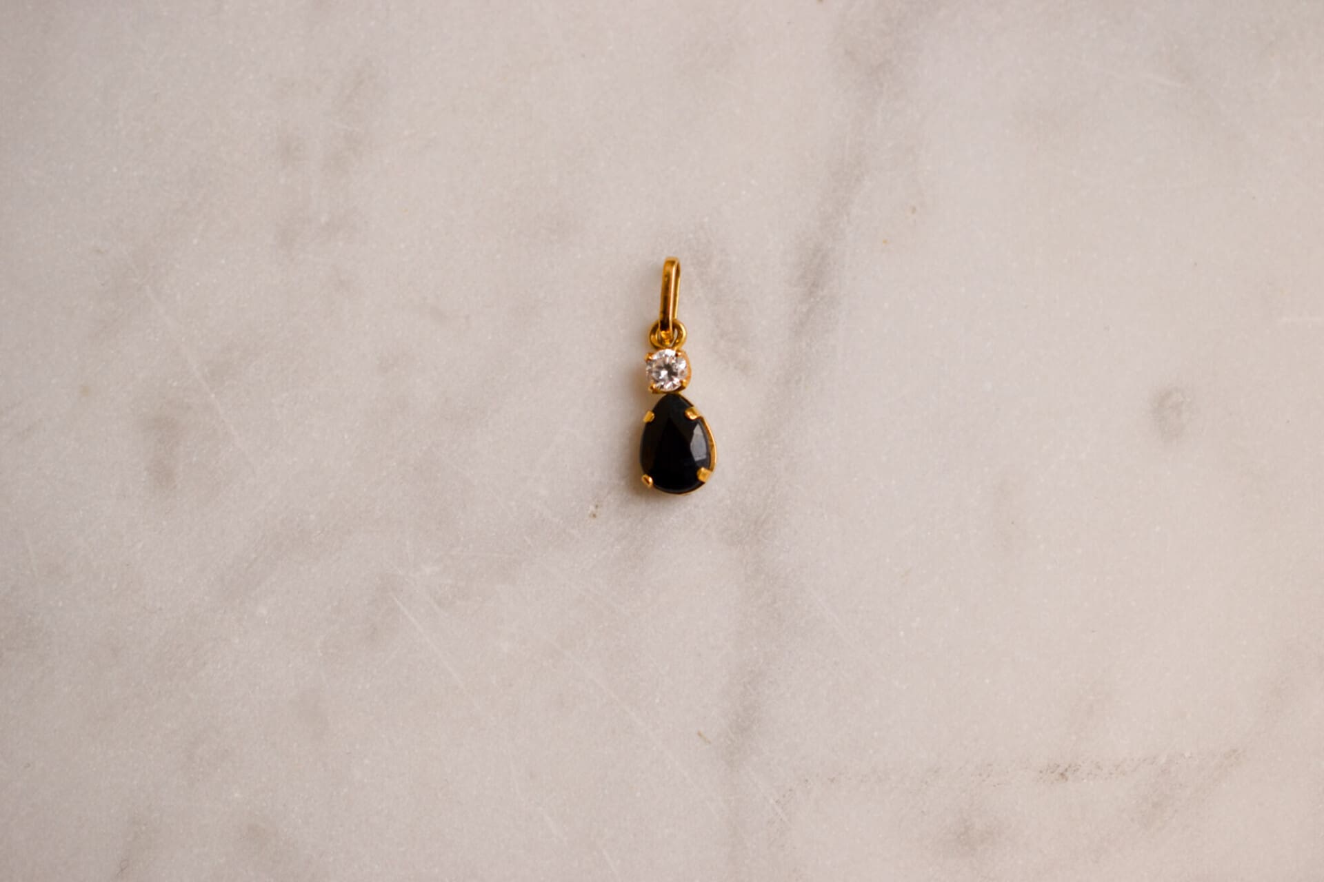 Pendentif goutte Saphir et Diamant