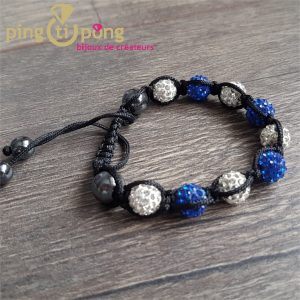 Bracelet shamballa en perles alternées bleues blanches et grises