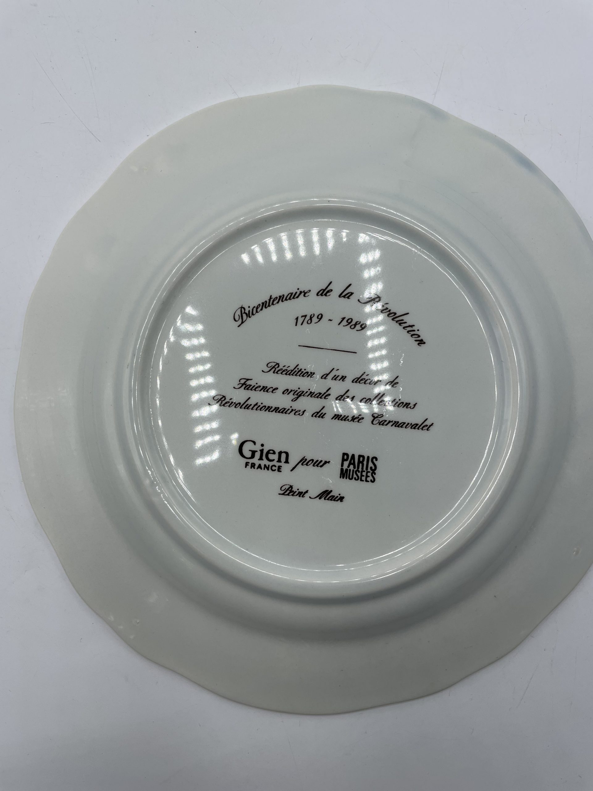 Assiette de présentation vintage Arcopal – Image 6