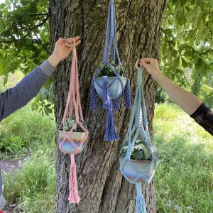 Initiation macramé, créez une suspension plante