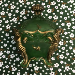 Bonbonnière décors dorés en verre art nouveau