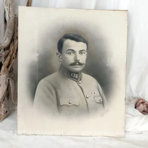Ancienne grande photo portrait soldat uniforme