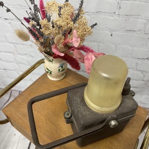 Ancienne lampe cheminot vintage en métal Wonder type TIFON