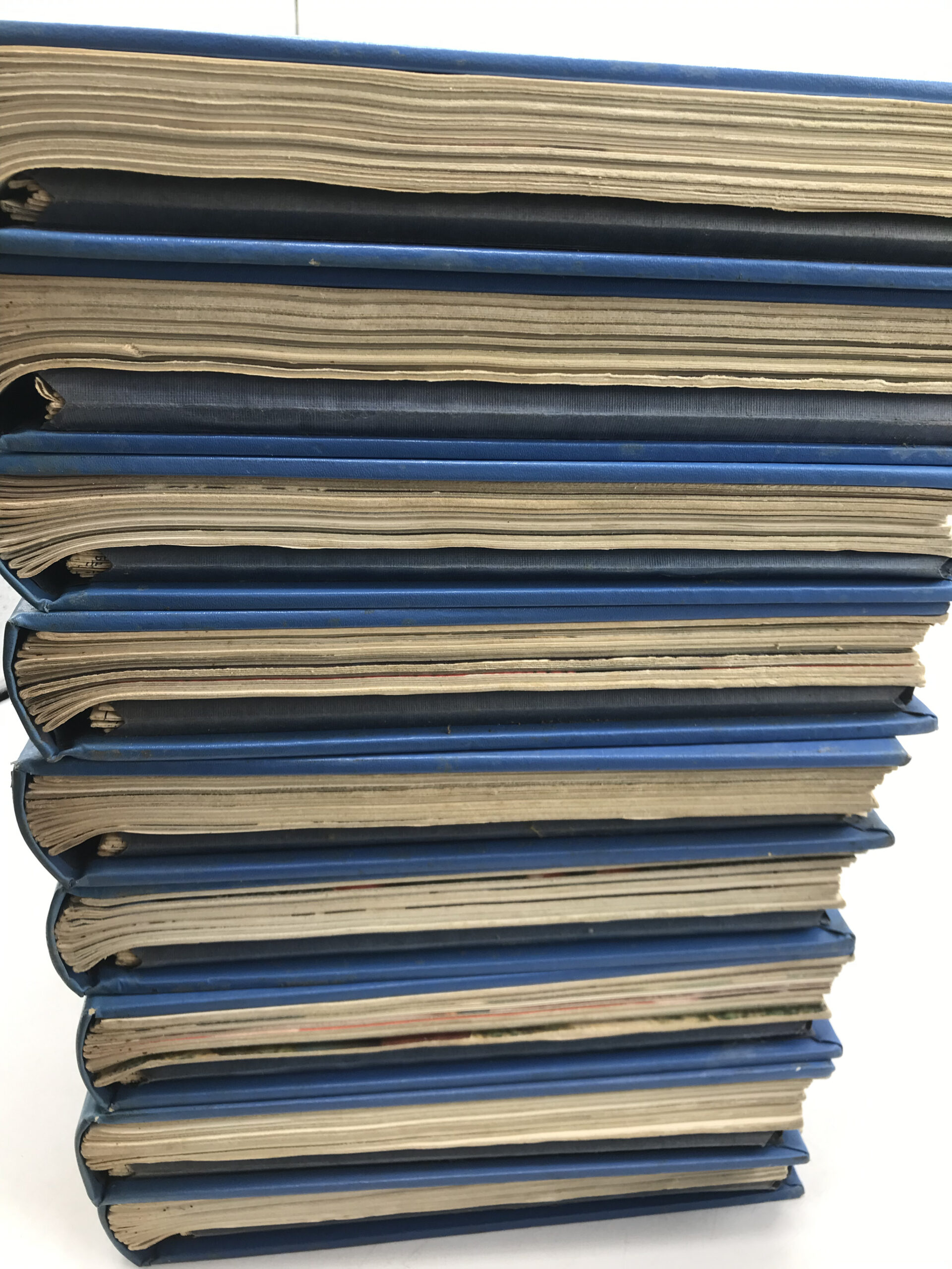 Lot 10 Tomes de livres Doigts d’or – Image 4