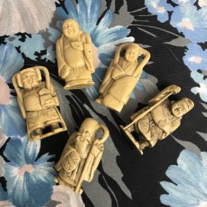 Lot de 5 figurines Japonaises