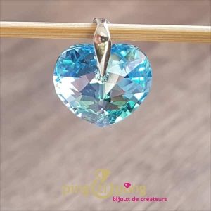Pendentif en forme de coeur bleu azur à reflets multiples en argent et cristal de Swarovski SPARK