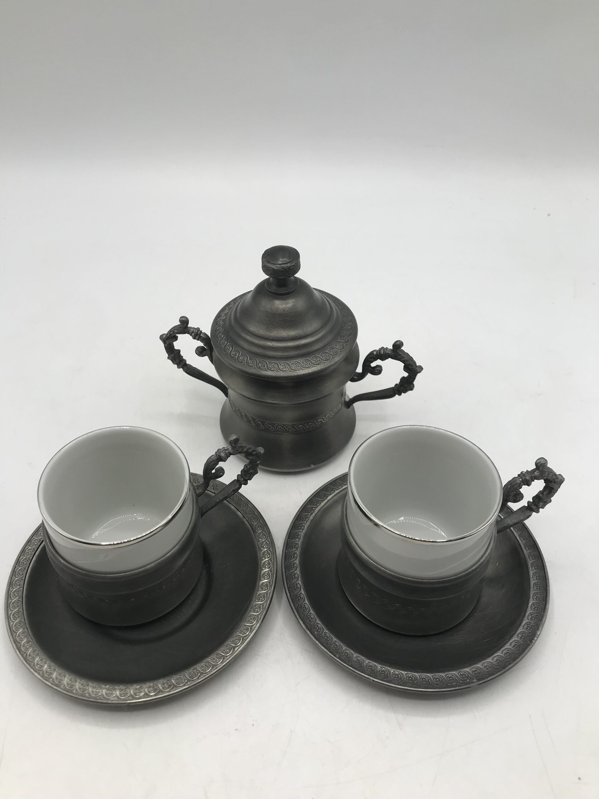 Set 5 pièces pour le café, porcelaine et étain Monopri – Image 7