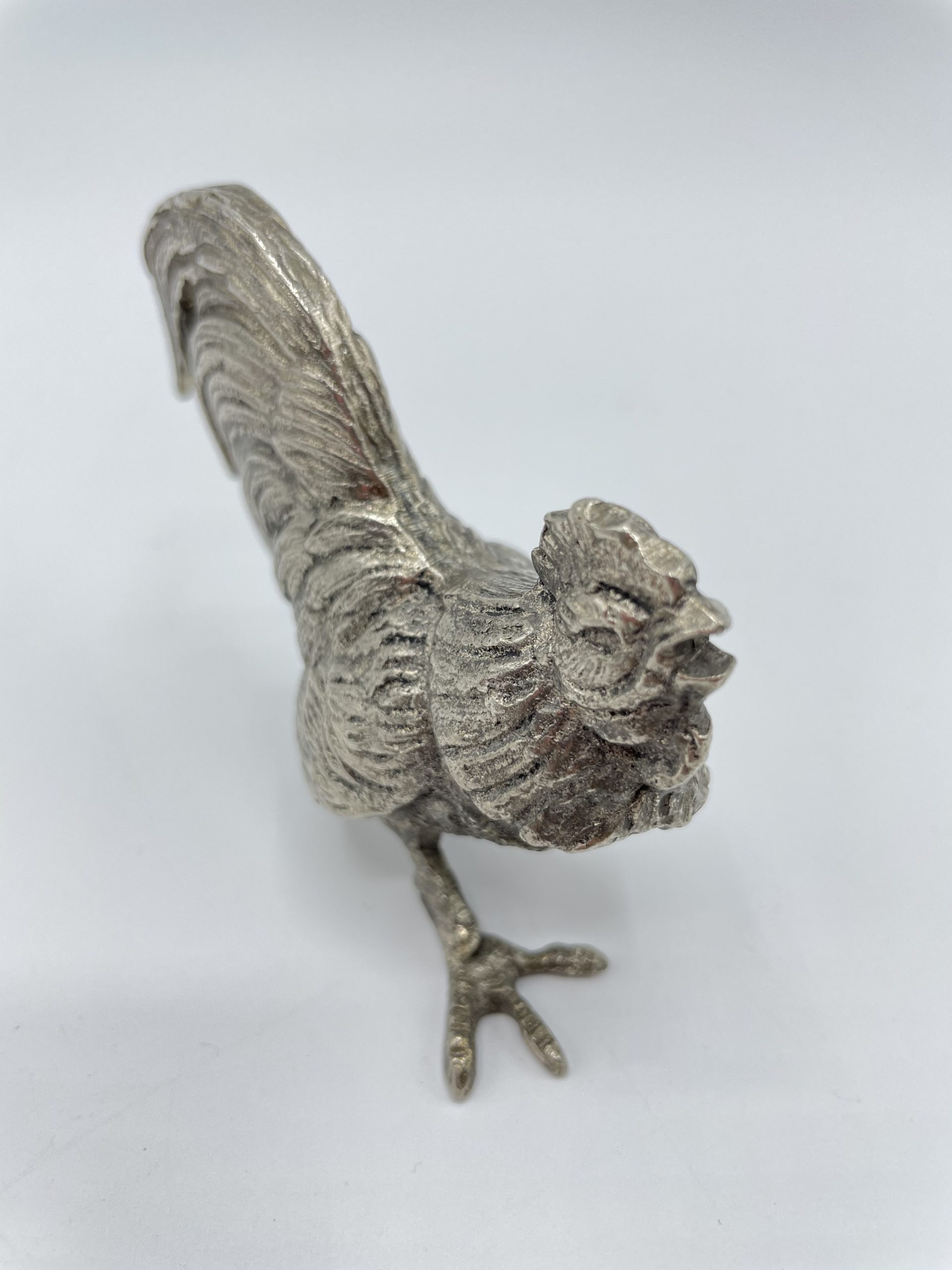 Lot de 2 coqs de combat en métal argenté vintage – Image 4