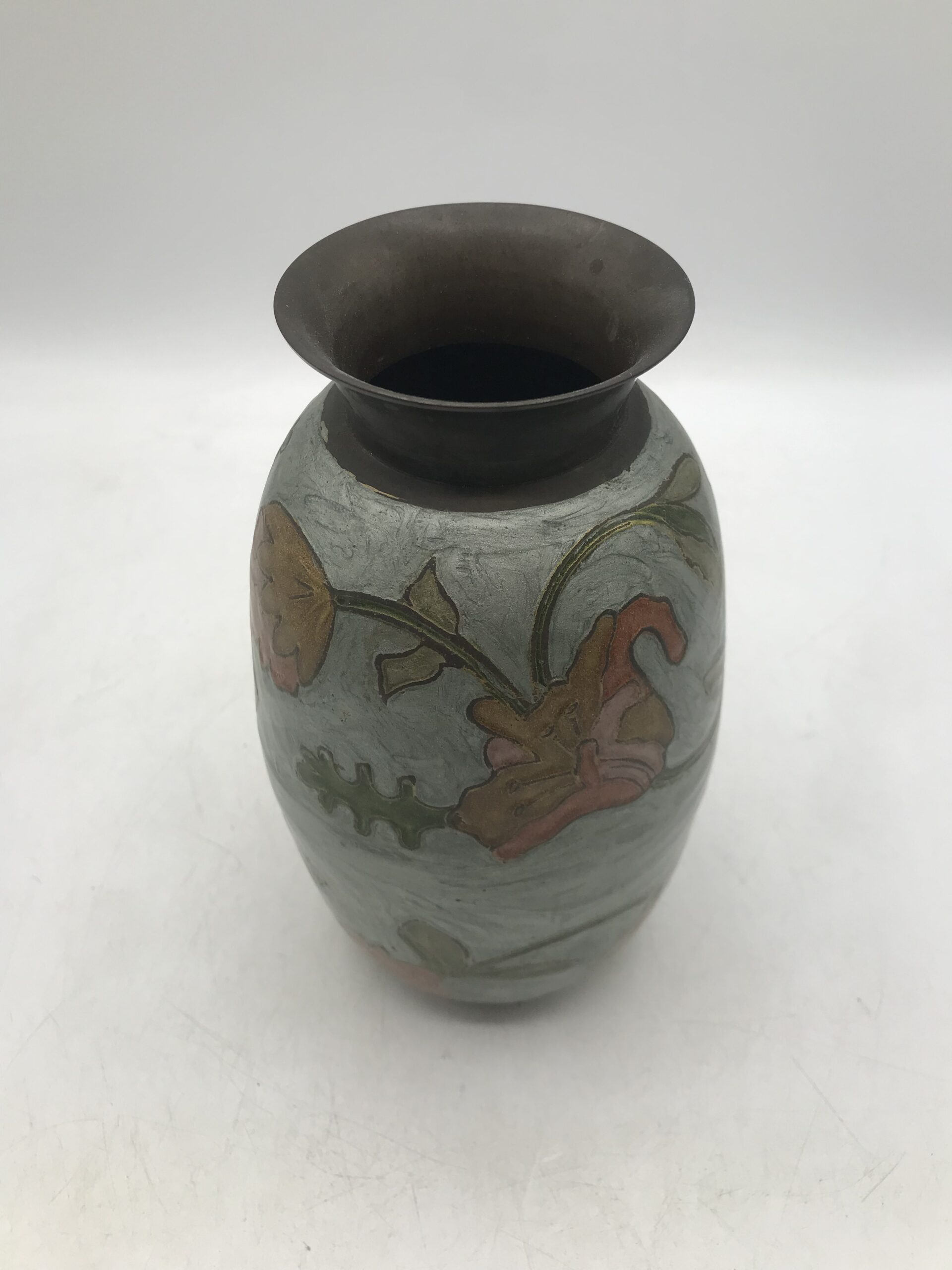 Vase en laiton émaillé japonais – Image 2